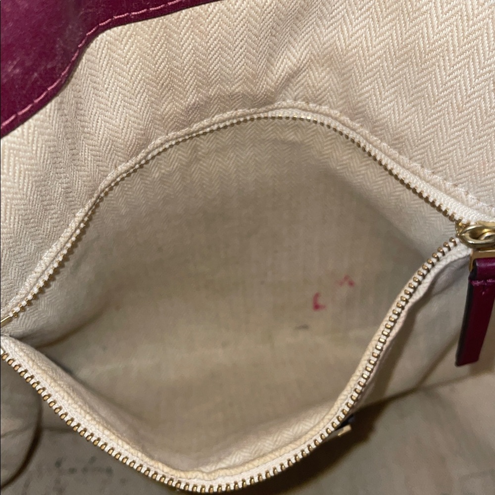 ❤️🤍💙Tory Burch Miller Hobo Shoulder Bag - Picture 14 of 16
